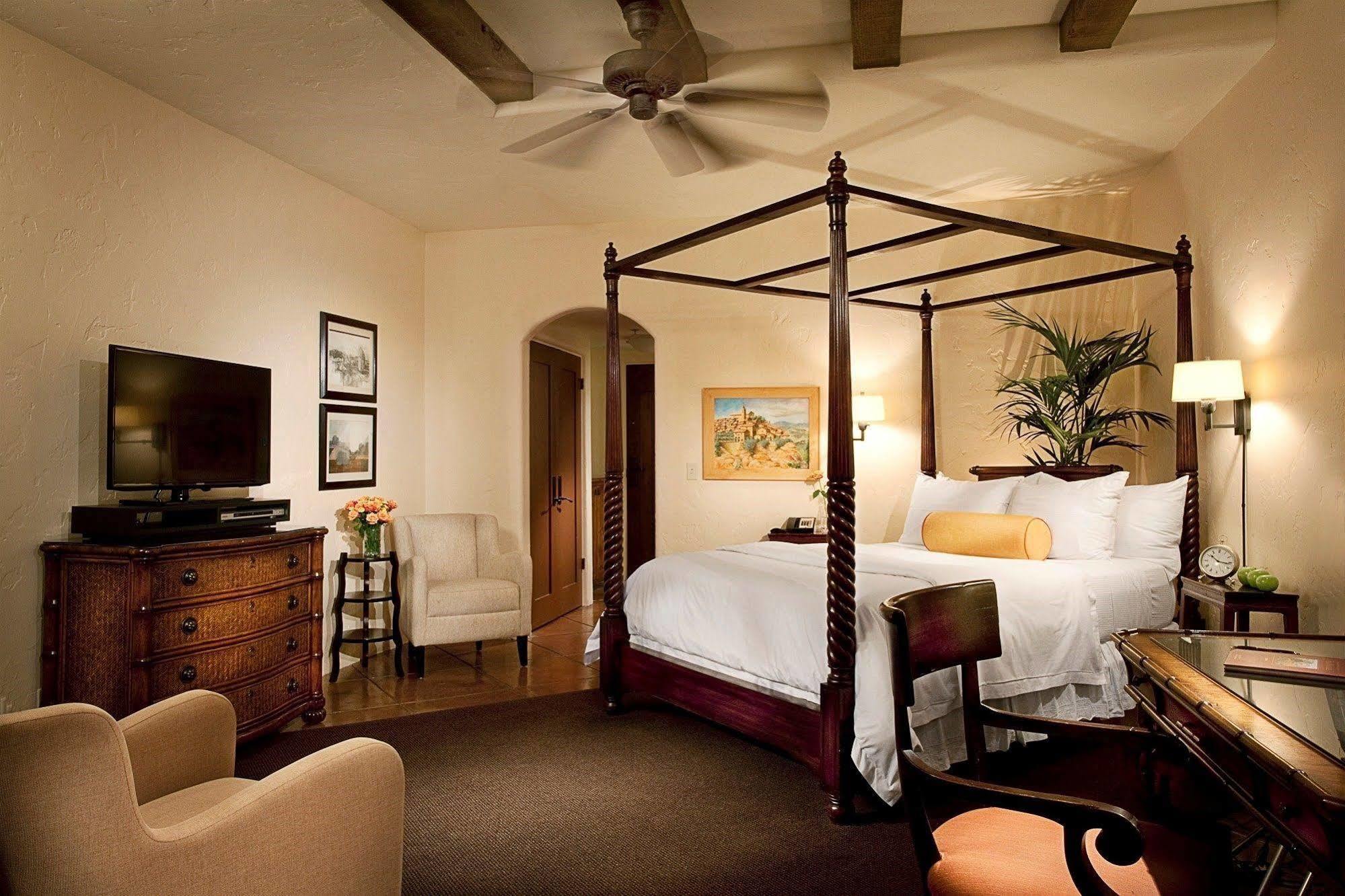 Spanish Garden Inn ซานตาบาร์บารา ภายนอก รูปภาพ
